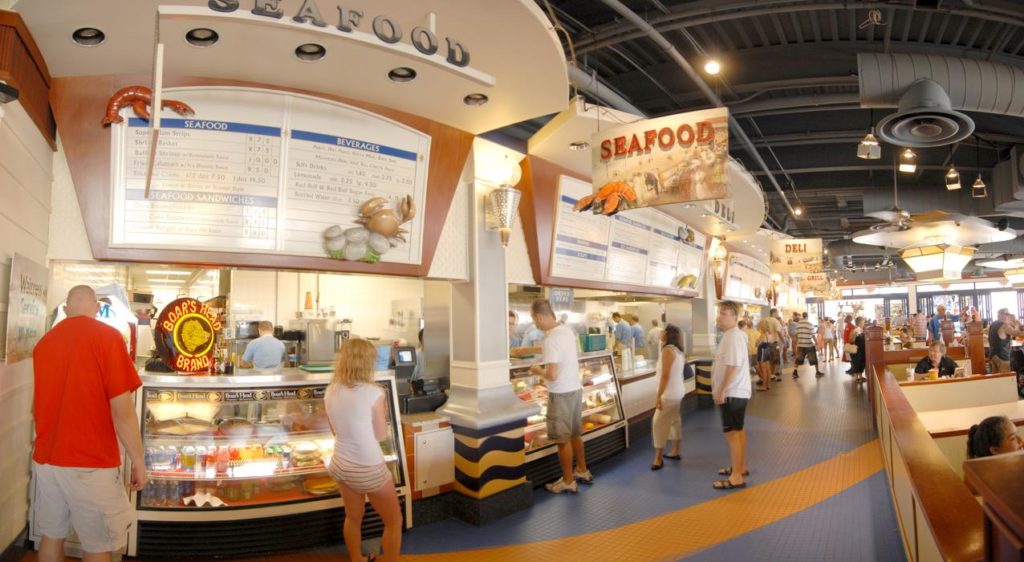Photo of people buying food at Jenkinson&#039;s Boardwalk