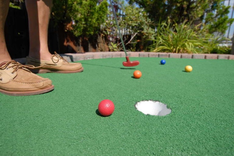 Castaway Cove Mini Golf Boardwalk