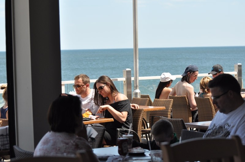 A full service dining facility with a diverse menu and friendly staff. Open daily at 11am during our summer season, the Jenk's Pavilion restaurant serves lunch and dinner and daily specials complete with an amazing ocean view.
